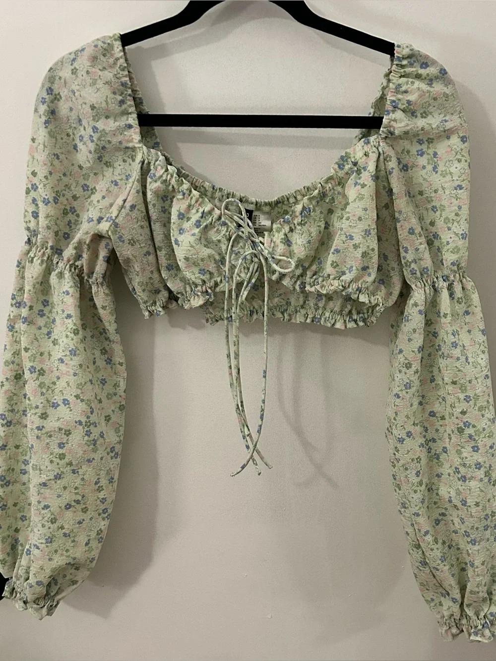 H&M Women’s Puff Sleeve Cottagecore Peplum Fairy Girlhoodcore Cropped Blouse S